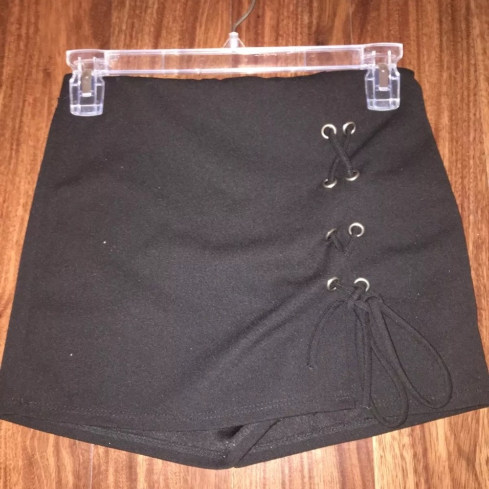 Black tie up Mini Skort